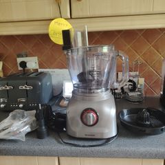 Food processor