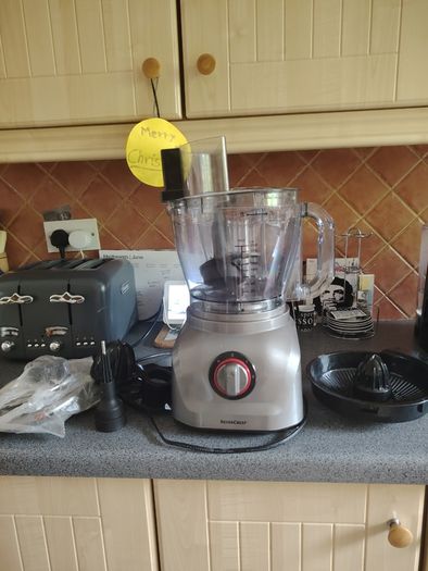 Food processor