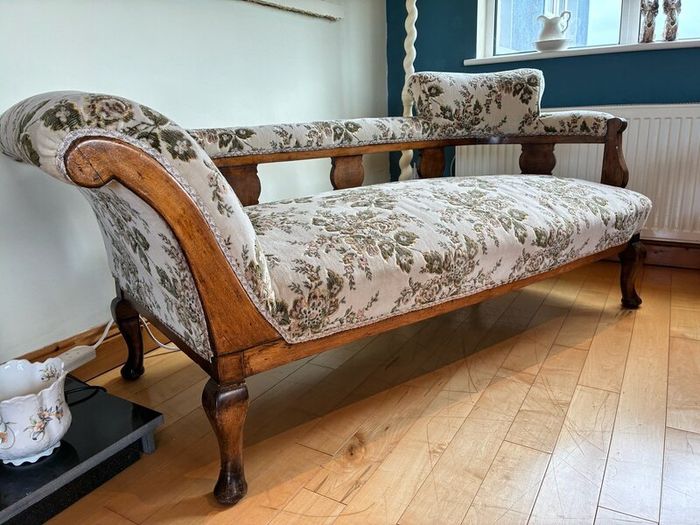 Reupholstered Vintage 3 Piece Suite & Chaise