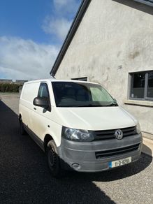 Volkswagen t5 transporter