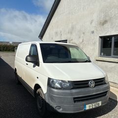 Volkswagen t5 transporter