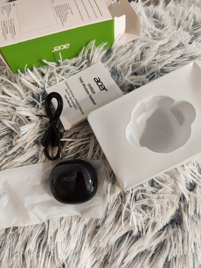 Acer TWS Wireless Earbuds Brand New & Sealed