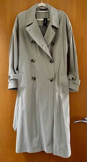 Trench Coat- Light Beige/Green