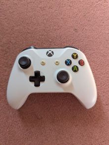 Xbox One S controller