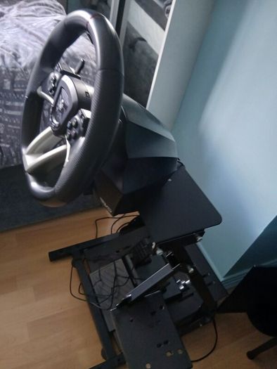HORI Overdrive Racing Wheel for XBOX , pedals and stand