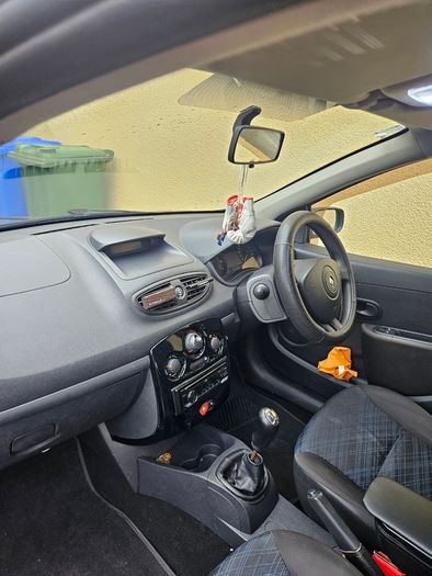2009 Renault Clio 16v 1.2 5 door
