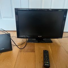 Compact "22" TV (incl.integrated DVD player/antenna)