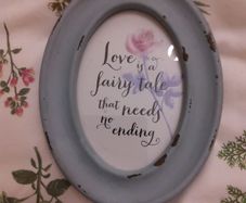 Vintage Style Oval Photo Frame
