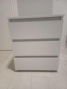 Bedside table