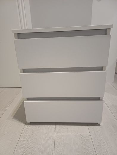 Bedside table