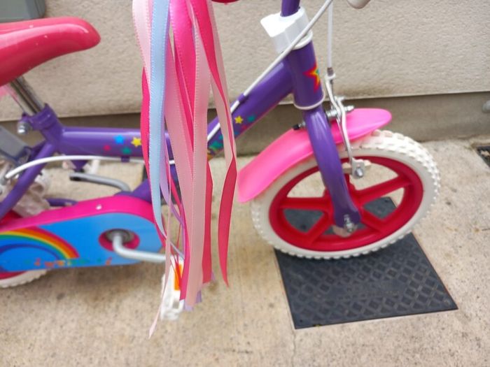 Kids star  bike size 14 inch wheels