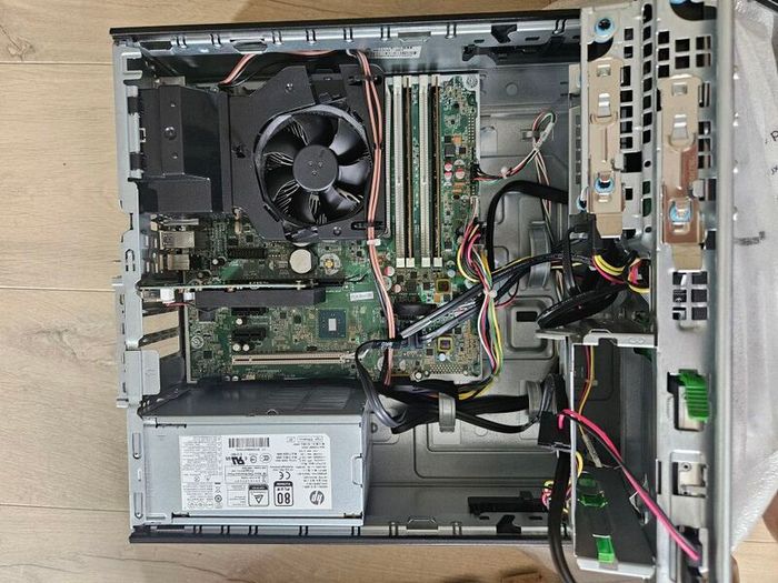 Reduced to Clear - HP Elitedesk 800 Small Form Factor - Intel i7 8GB Ram, SSD & 2TB HDD