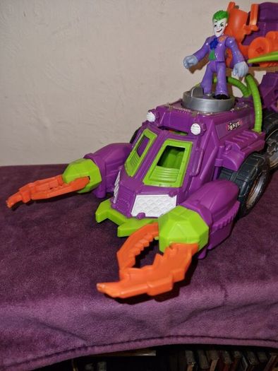 Imaginext Joker Scorpion Car with figure