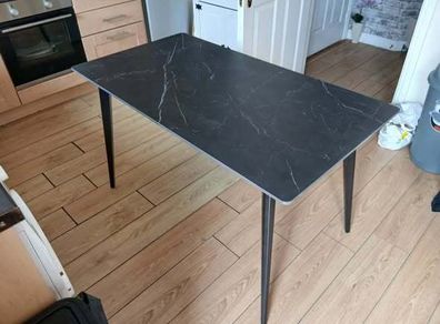 Kitchen table