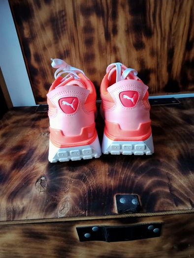 Puma Cruise Rider as new size 6