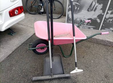 wheelbarrow