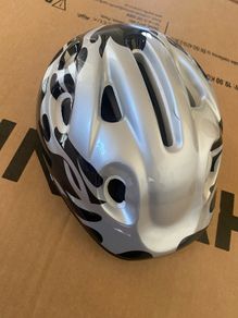100% Brand new Ultralight Bicycle kids Helmet Protector your little one :)