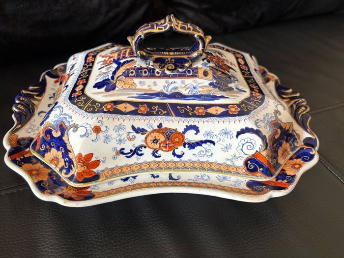 Antique John Ridgway Penang Pattern 4118 Superior Stone China Covered Tureen c.1835