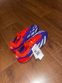 Adidas predator elites size 8