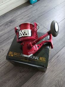 fishing reel