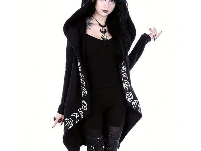BNWT Fab Goth Style Coat size 18