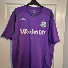 Vintage Shamrock Rovers away Jersey 2010