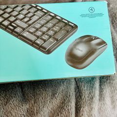 Logitech MK220 Wireless Keyboard and Mouse Combo PC Laptop (Brand New Sealed)