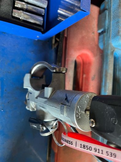 Nissan March automatic ignition lock