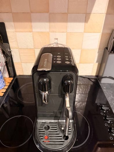 Nespresso Creatista Uno Coffee Machine (Black)