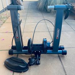 Indoor bike trainer stand