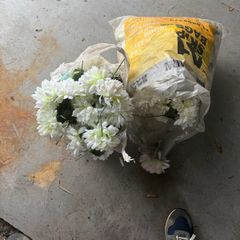 artificial flowers