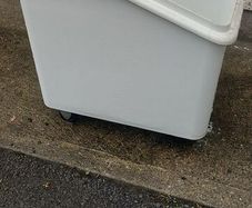 Heavy-duty commercial rolling utility bin in good used condition. Made from durable molded plastic with four heavy-duty swivel casters for easy movement. This is the bin only and does not include the original lid/top.handy for bottle bin,for man cave etc