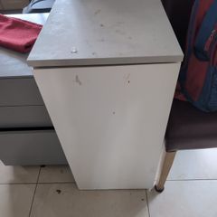 small cupboard  free to go