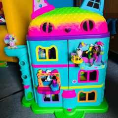Gabby's doll house