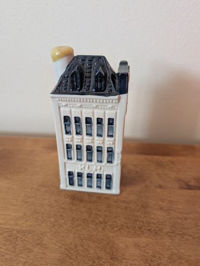 KLM house no.75