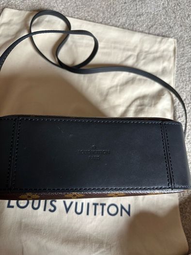 Louis Vuitton Saintonge noir