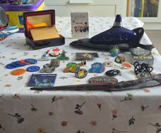 Mixed lot of collectibles- Pins, magnets and miscellaneous