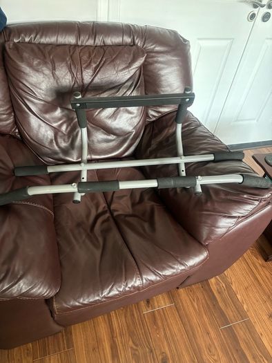 DoorMatrix pull up bar