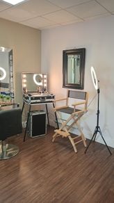 Makeup chair and table