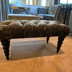 Footstool/Ottoman