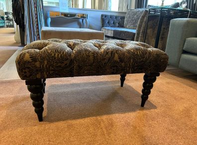 Footstool/Ottoman
