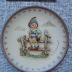 Vintage Hummel mini plate, Collectables, Home decor