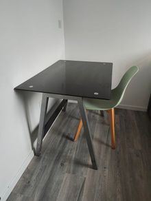 Furniture - desk