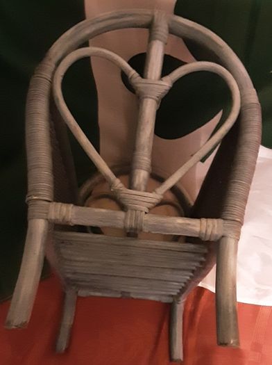 french rattan magazine rack 70's, read ad