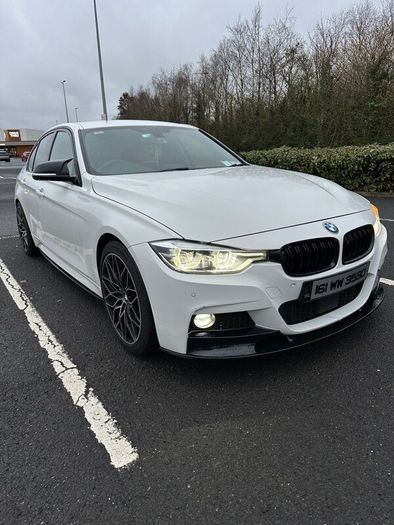 BMW 330e M Sport 2016