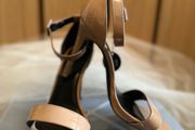 Wide fit High Heels