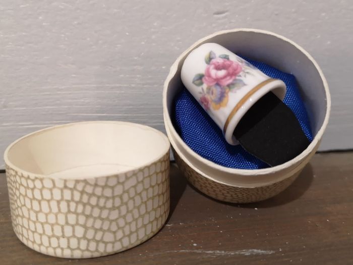 Vintage thimble