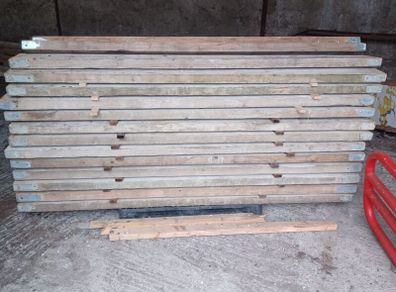 Scaffold boards x 60no