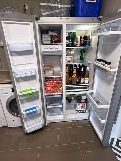Bosch Series 4 American-Style Fridge Freezer Stainless Steel