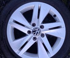 16" Genuine Vw Alloys with tyres